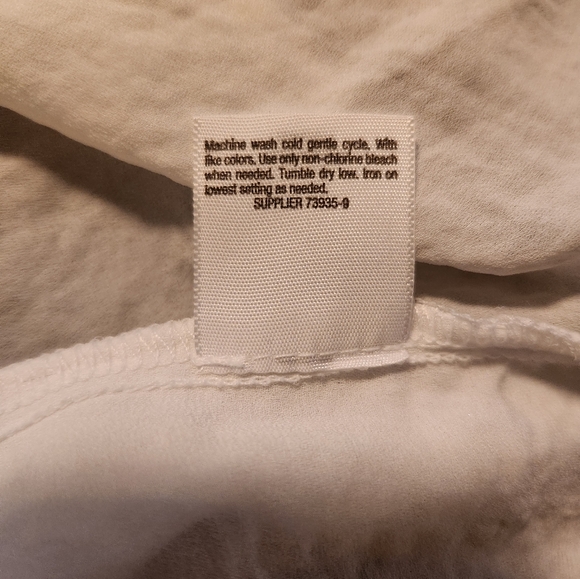 Dresser Black & White Layered Top Medium - Picture 7 of 7